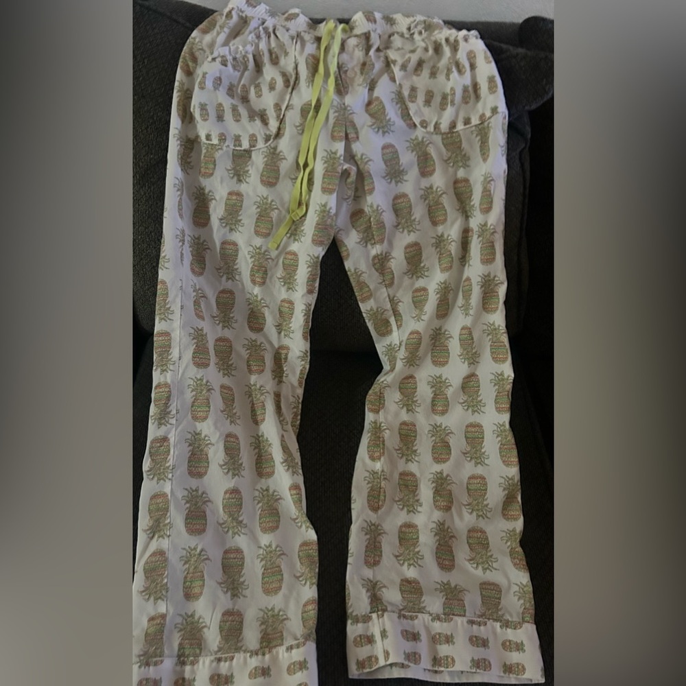 VS Victoria Secret SALE lightweight Pineapple Print Pajama Pants 🍍 - Picture 2 of 4